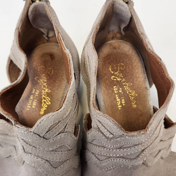 Seychelles All Together Tan Suede Ankle Boots 7.5 Scallop Trim Cutouts Back Zip - Picture 3 of 9